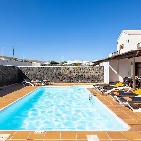 Salar Villa