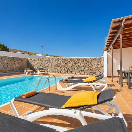 Villa Salar *